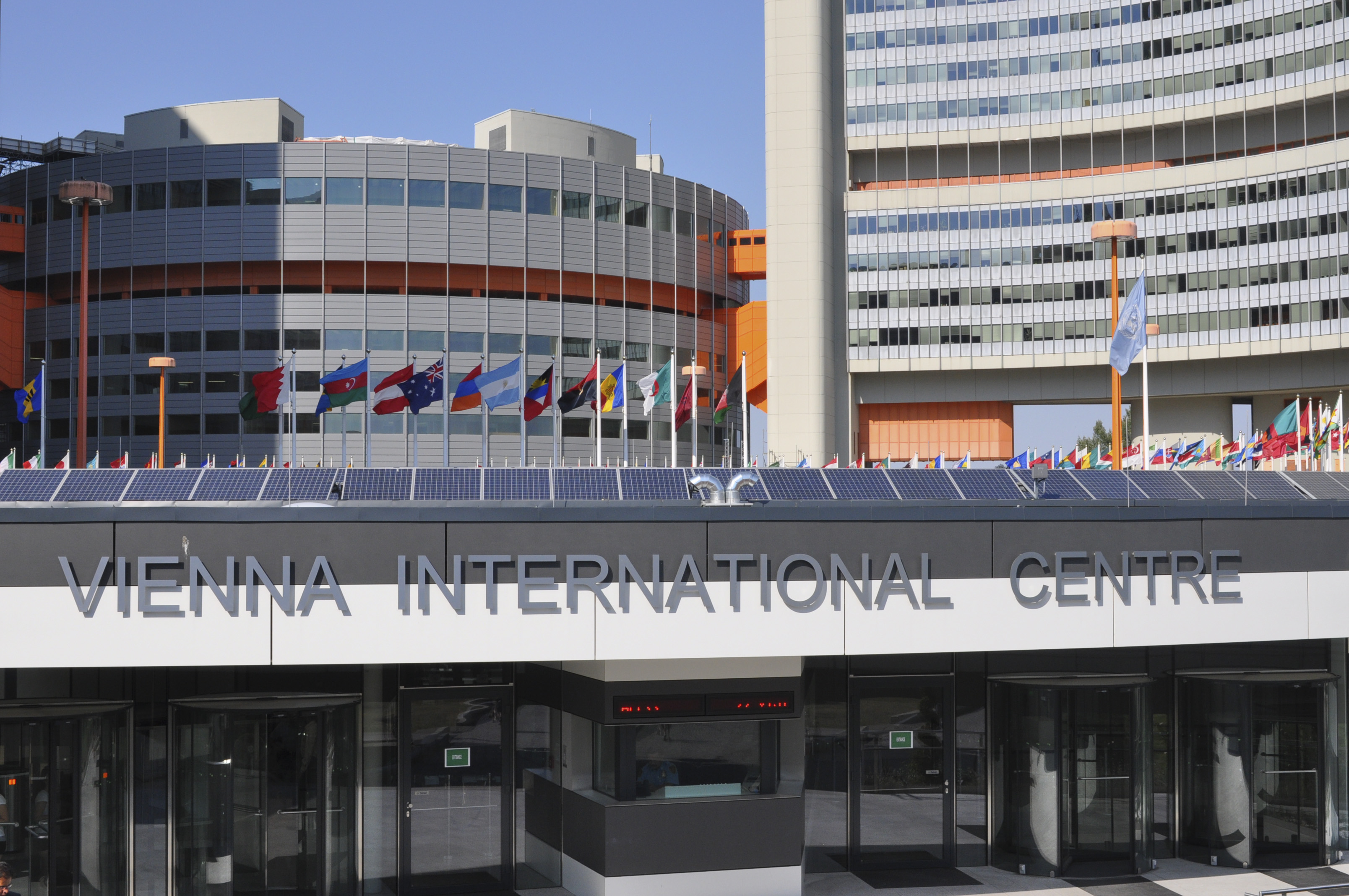 НИШАСТИ 16-УМИ РОҲБАРОНИ НИҲОДҲОИ МИЛЛИИ ЗИДДИМУХАДИРОТИИ КИШВАРҲОИ АВРУПО ДАР ШАҲРИ ВЕНАИ АВСТРИЯ