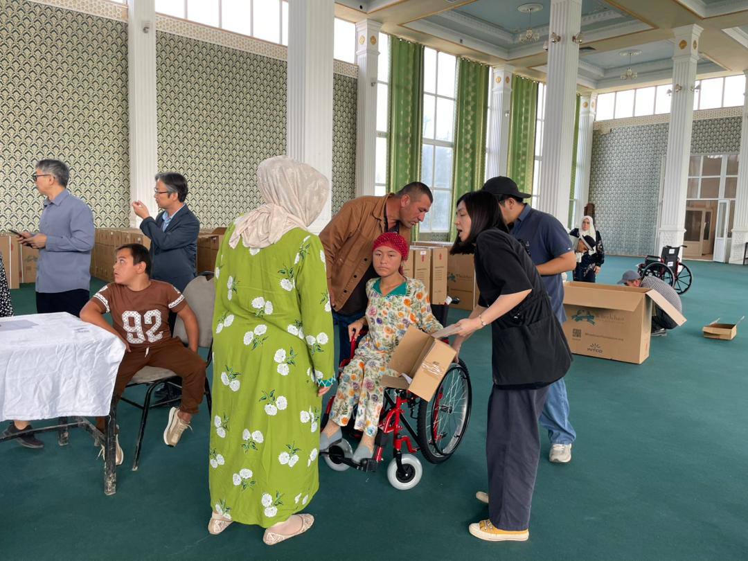 Ниёзмандон пайваста зери таваҷҷуҳ қарор доранд