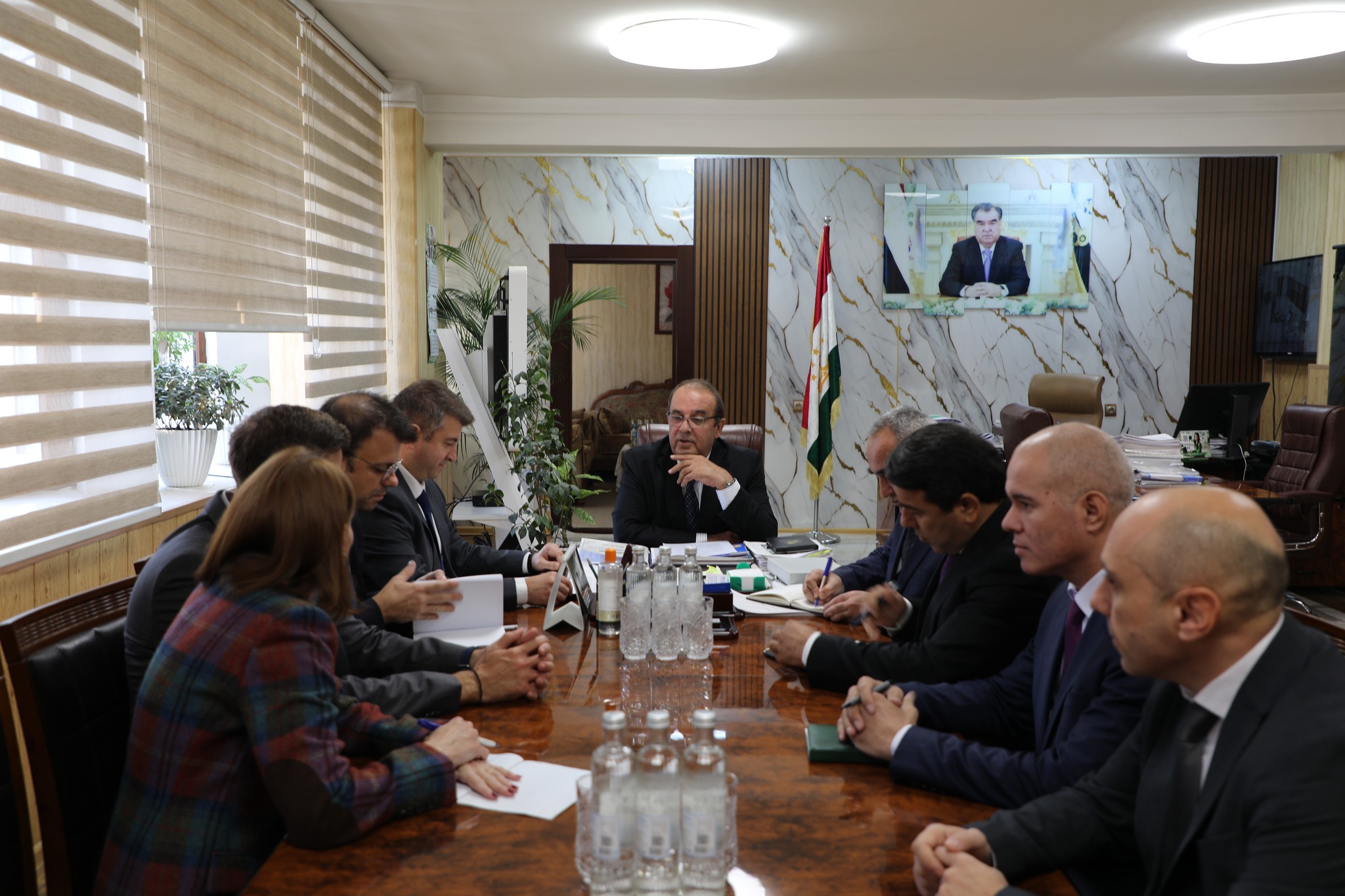 Миссияи бонки ҷаҳонӣдар агентӣ ба кори худ оғоз кард