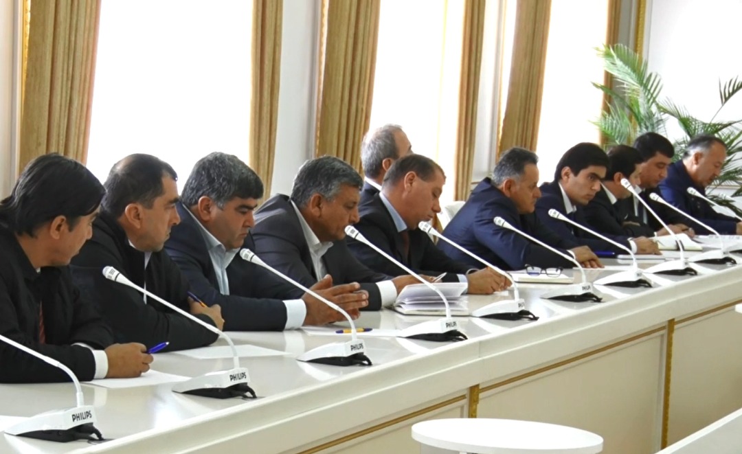 Встреча с председателями хлопководческих районов и руководителями предприятий по переработке хлопка