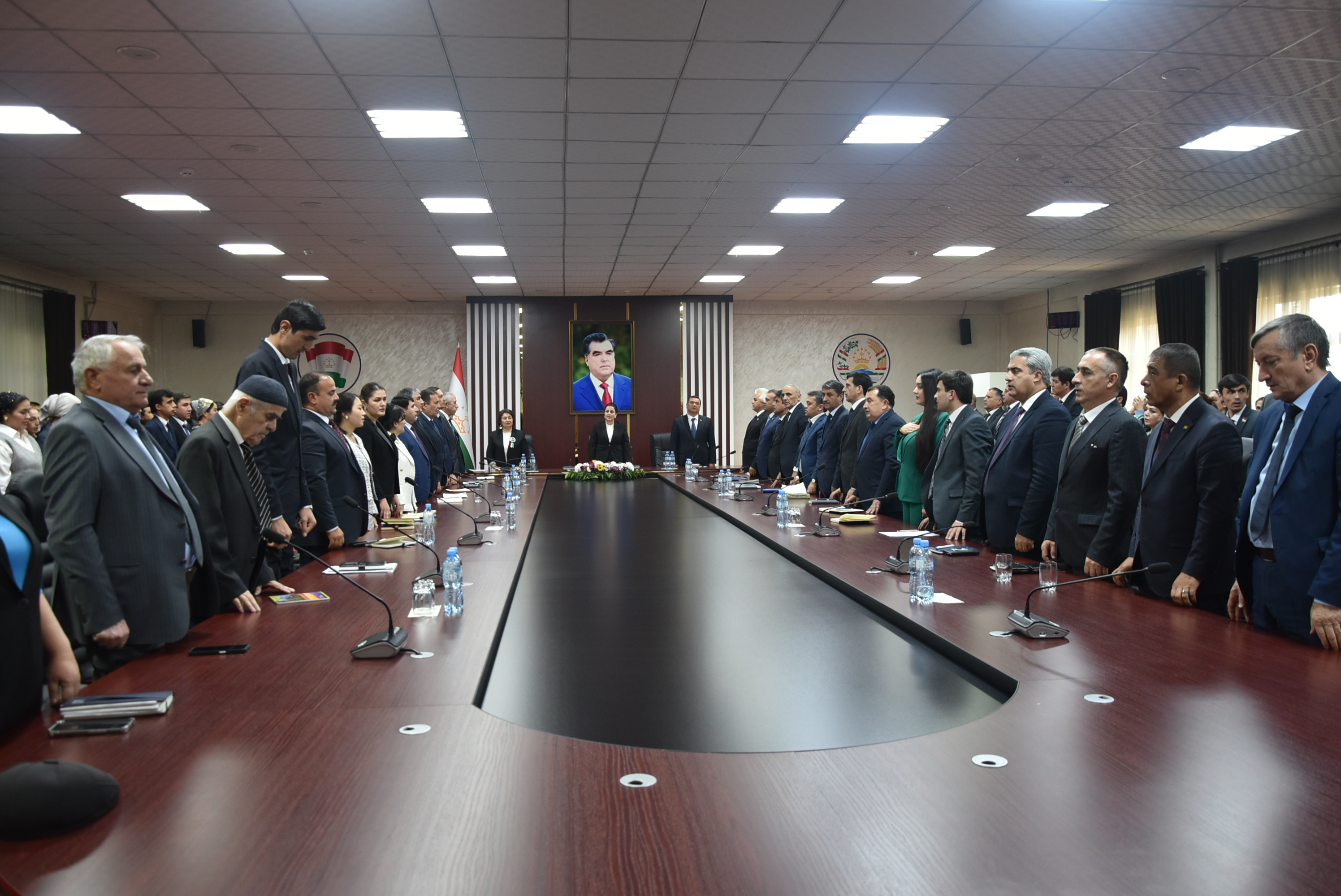 ҲАМОИШИ ТАНТАНАВӢ БАХШИДА БА “РӮЗИ ПРЕЗИДЕНТИ ҶУМҲУРИИ ТОҶИКИСТОН”