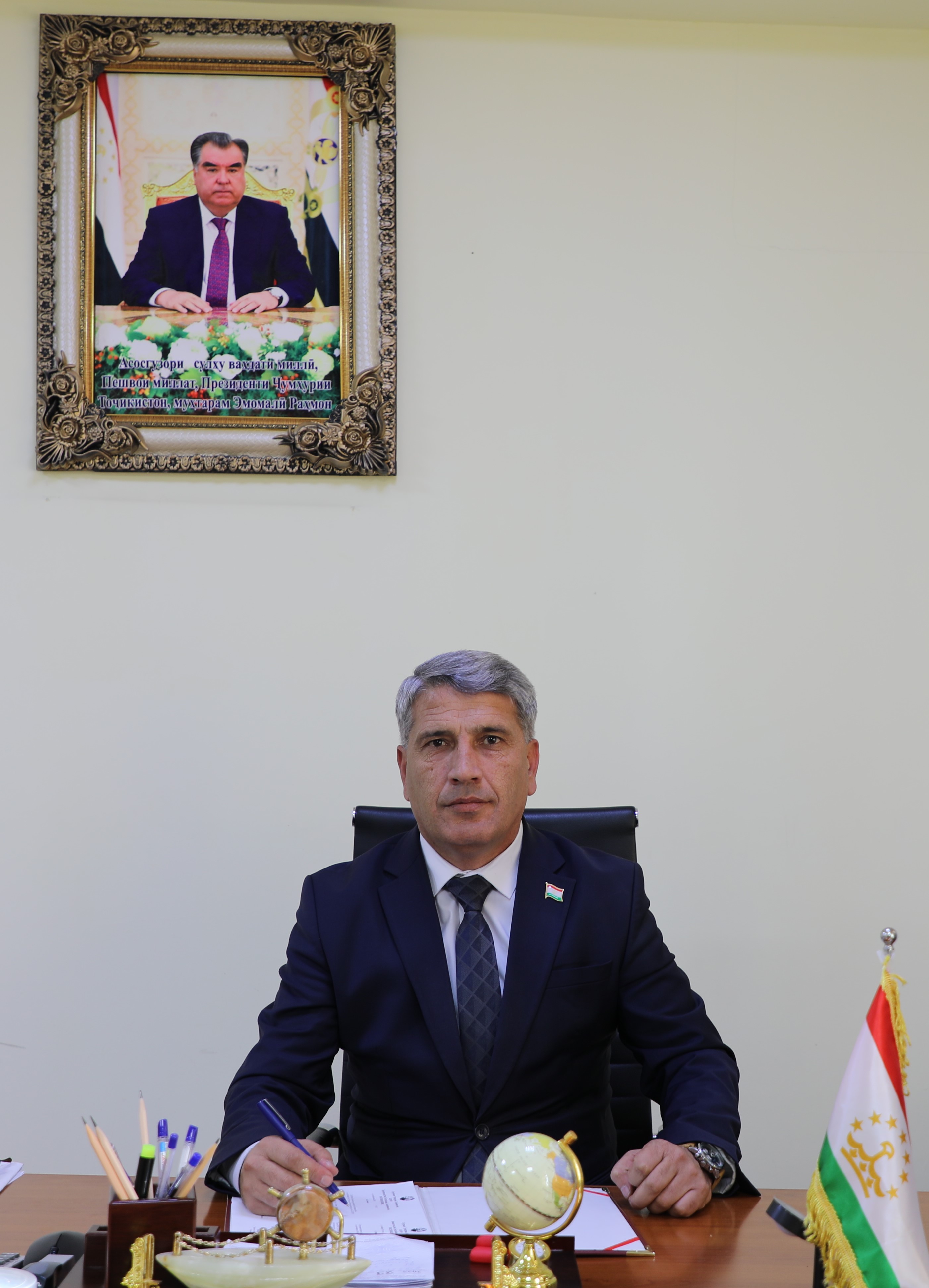 Пешвои миллат- Ифтихори абадии миллат