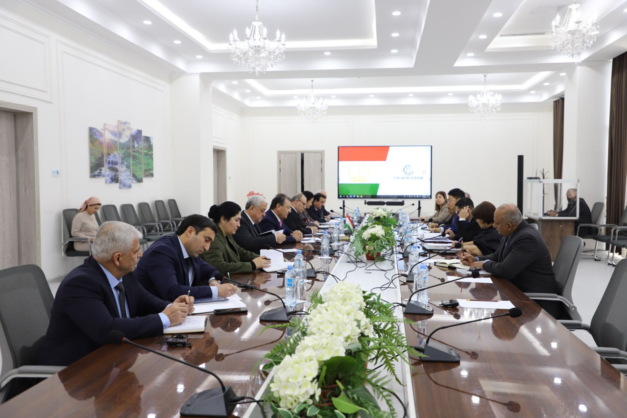 Рафти татбиқи лоиҳаи “Миллати солими Тоҷикистон” бо ҳайати Бонки Ҷаҳонӣ баррасӣ гашт