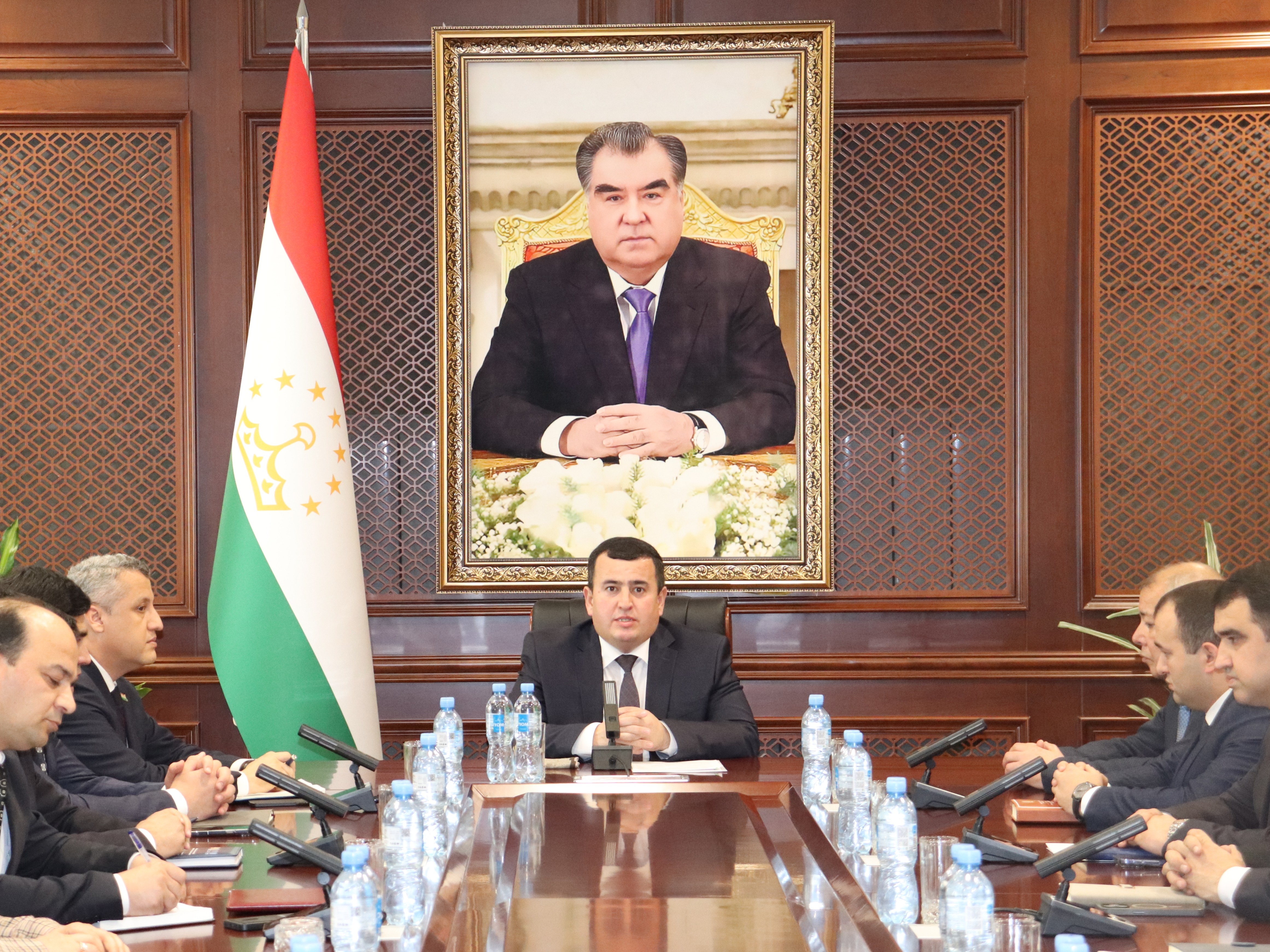 В Министерстве экономического развития и торговли состоялось торжественное собрание, посвящённое Дню Государственного флага