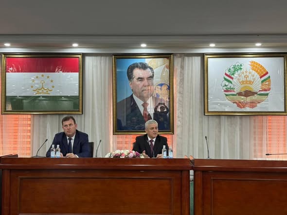 СЕМИНАР-МАШВАРАТИ НАВБАТӢ ВОБАСТА БА ИҶРОИ ДУРНАМОИ КИШТИ ЗИРОАТҲОИ КИШОВАРЗӢ БАРГУЗОР ГАРДИД