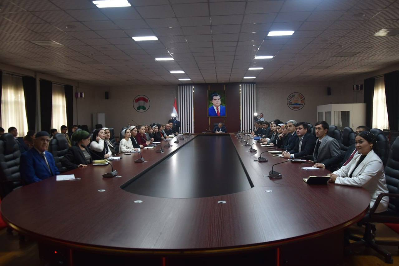 ТАМОШОИ ДАСТАҶАМЪОНАИ ПАЁМИ ПРЕЗИДЕНТИ ҶУМҲУРИИ ТОҶИКИСТОН ДАР ВАЗОРАТИ МЕҲНАТ, МУҲОҶИРАТ ВА ШУҒЛИ АҲОЛӢ ВА СОХТОРҲОИ ТАРКИБИИ ОН