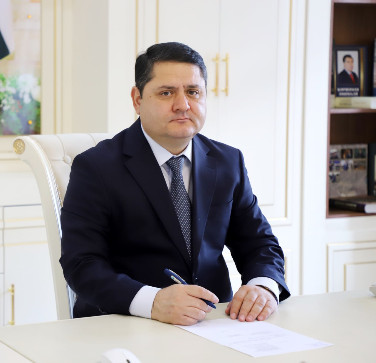 АҲАМИЯТИ ПАНЕЛҲОИ ОФТОБӢ ДАР ТАЪМИНИ ЭНЕРГИЯИ САБЗ