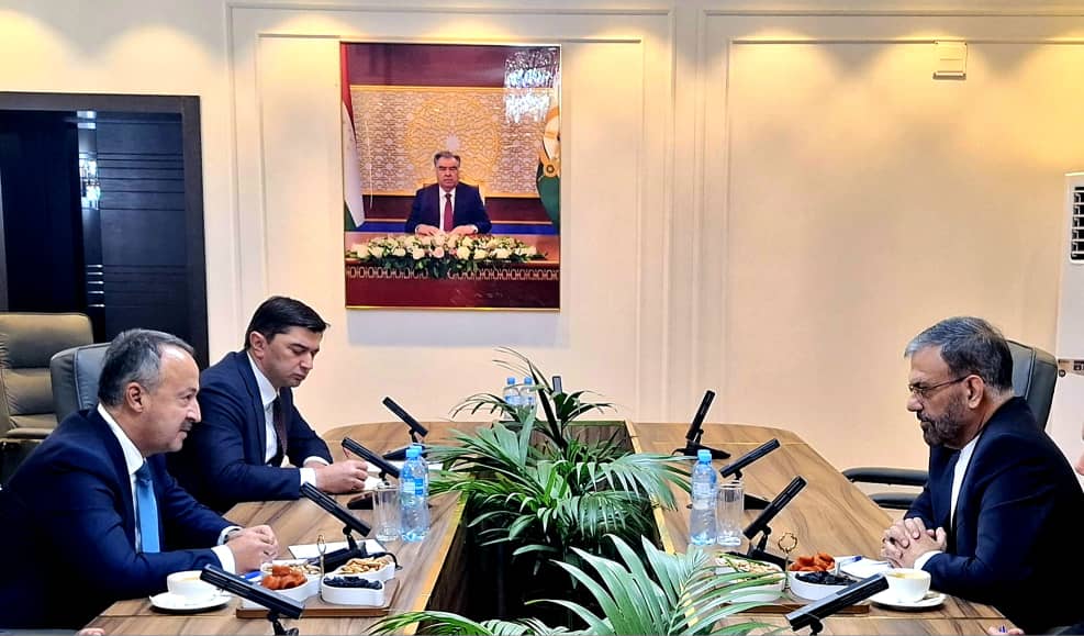 Встреча директора Агентства по экспорту при Правительстве Республики Таджикистан с Чрезвычайным и Полномочным Послом Исламской Республики Иран в Таджикистане
