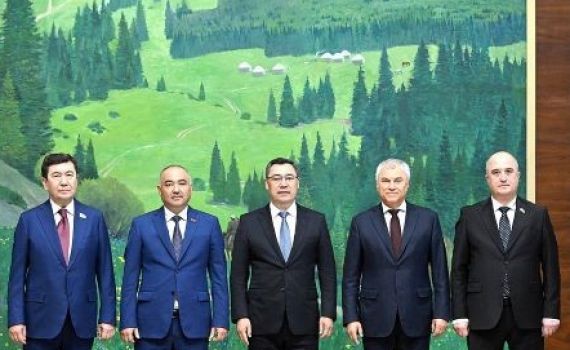 Председатель Маджлиса намояндагон Ф. Идизода выступил перед участниками заседания Совета Ассамблеи Парламентской Ассамблеи ОДКБ в городе Бишкек, Кыргызская Республика.