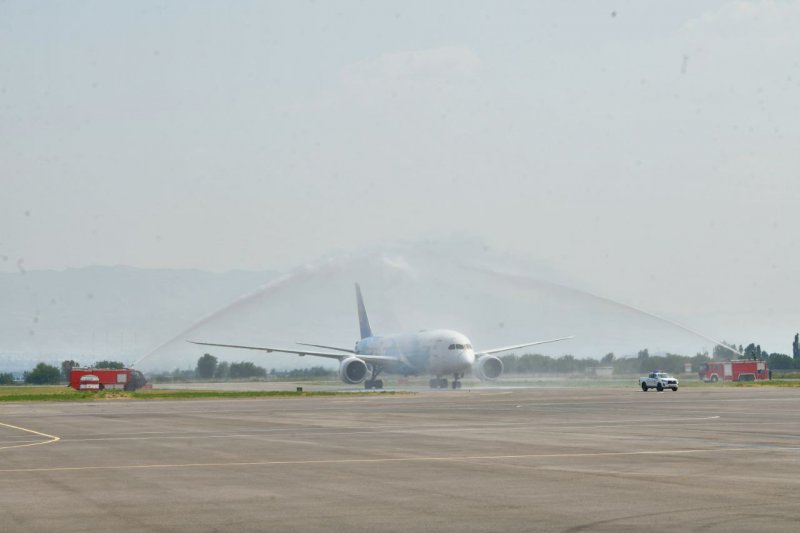 Emomali Rahmon and Xi Jinping Highlight Significance of Launching Direct Passenger Flights between Dushanbe and Beijing
