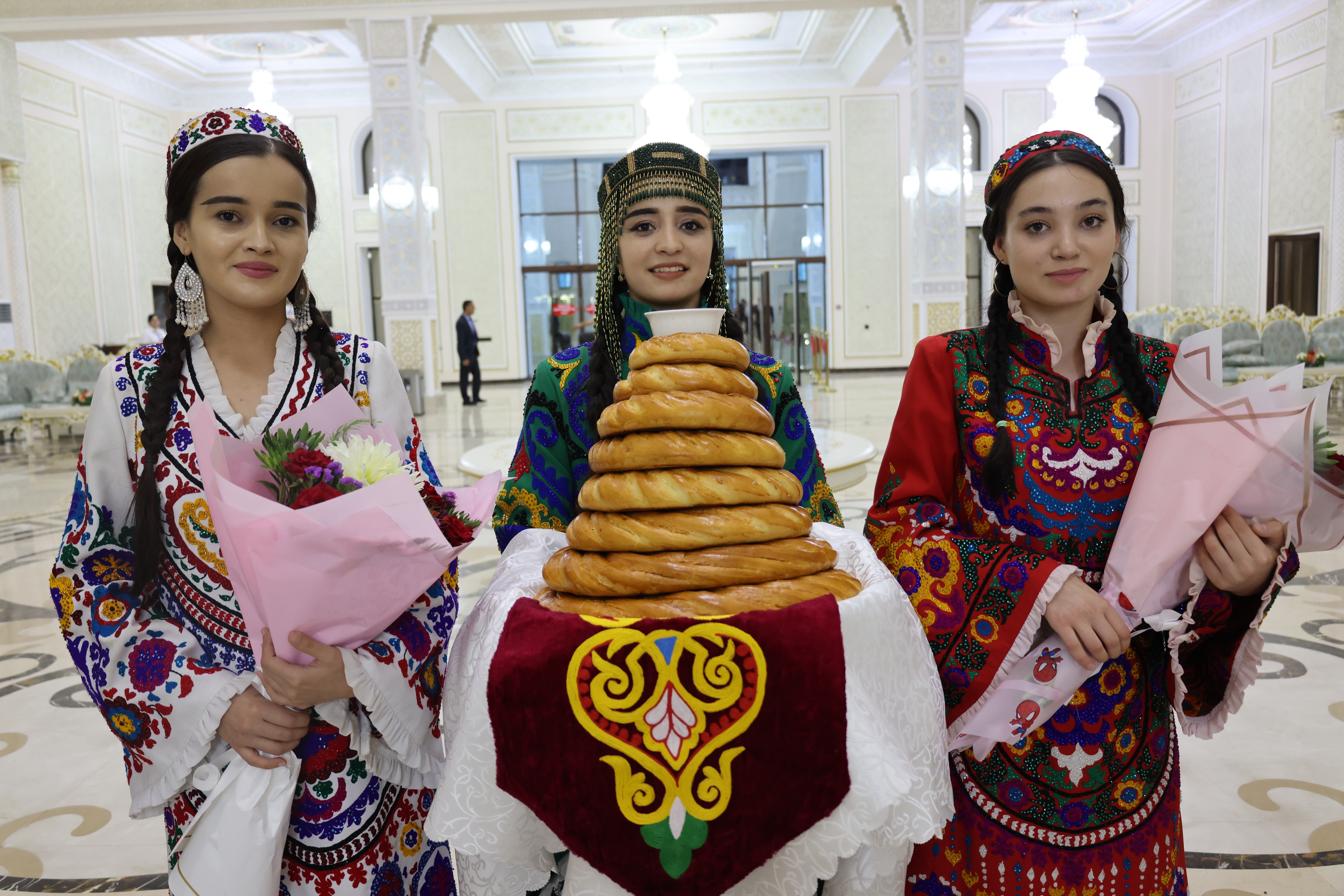 «Торжественная встреча участников Дней культуры Монголии»