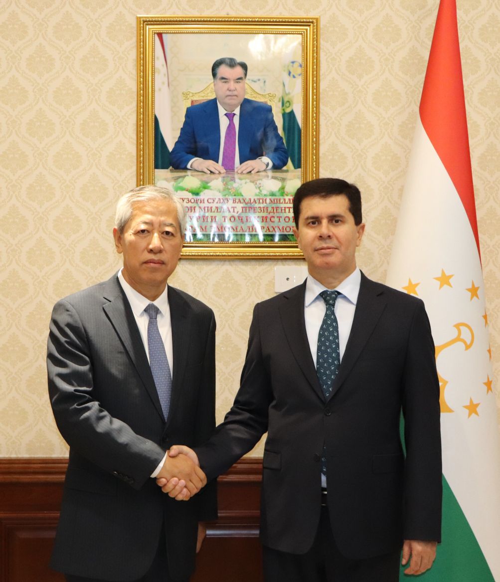 The Minister of Economic Development and Trade met with the new Ambassador of the People's Republic of China to the Republic of Tajikistan