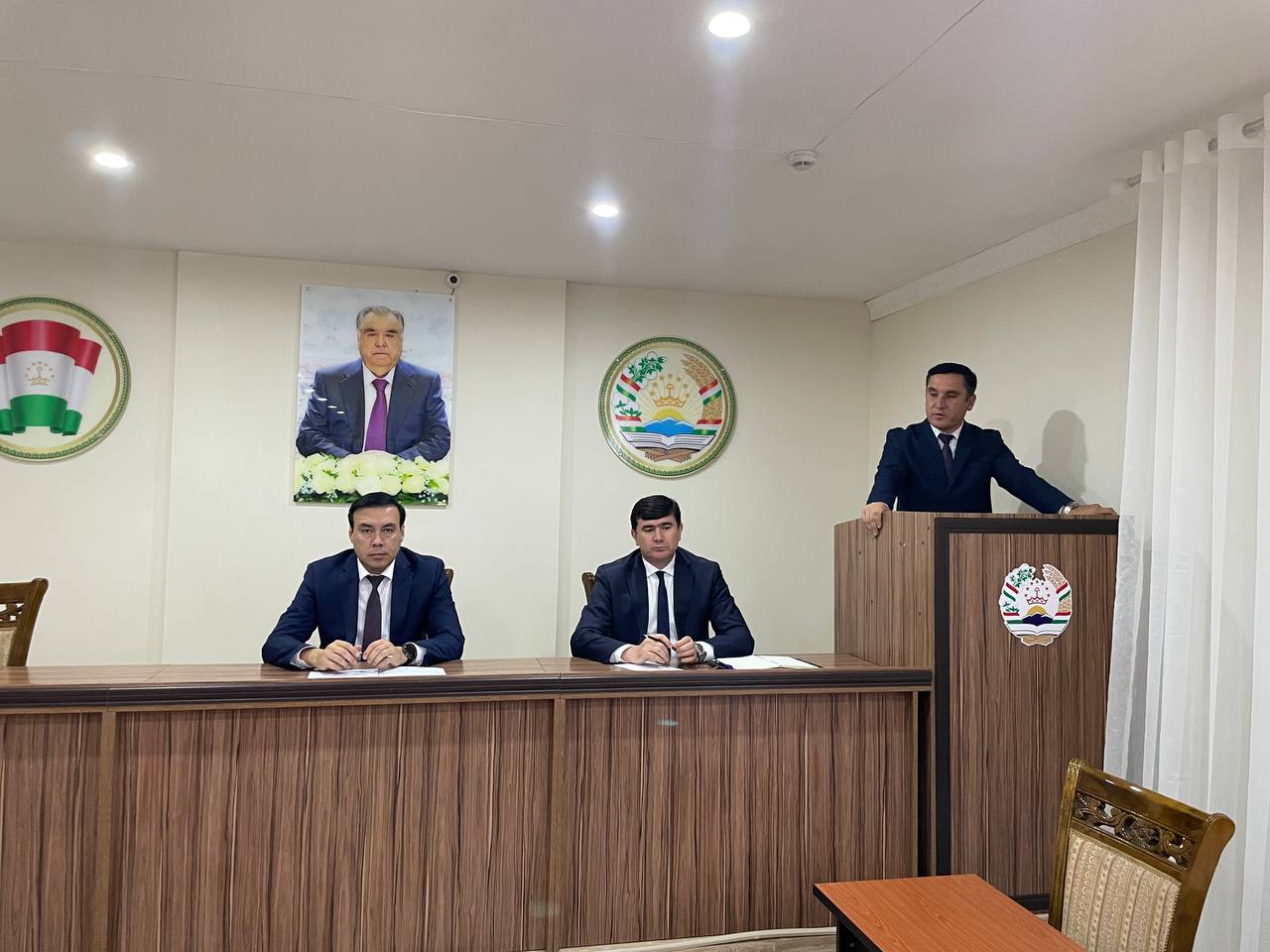 Ҷаласаи кории назди Раиси Кумита