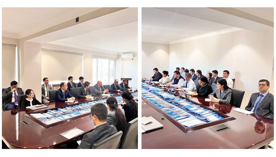 Гражданская авиационная служба при Правительстве Республики Таджикистан с целью разъяснения содержания Послания Лидера нации, Президента Республики Таджикистан, уважаемого Эмомали Рахмона, Верховному Совету (Маджлиси Олии) Республики Таджикистан