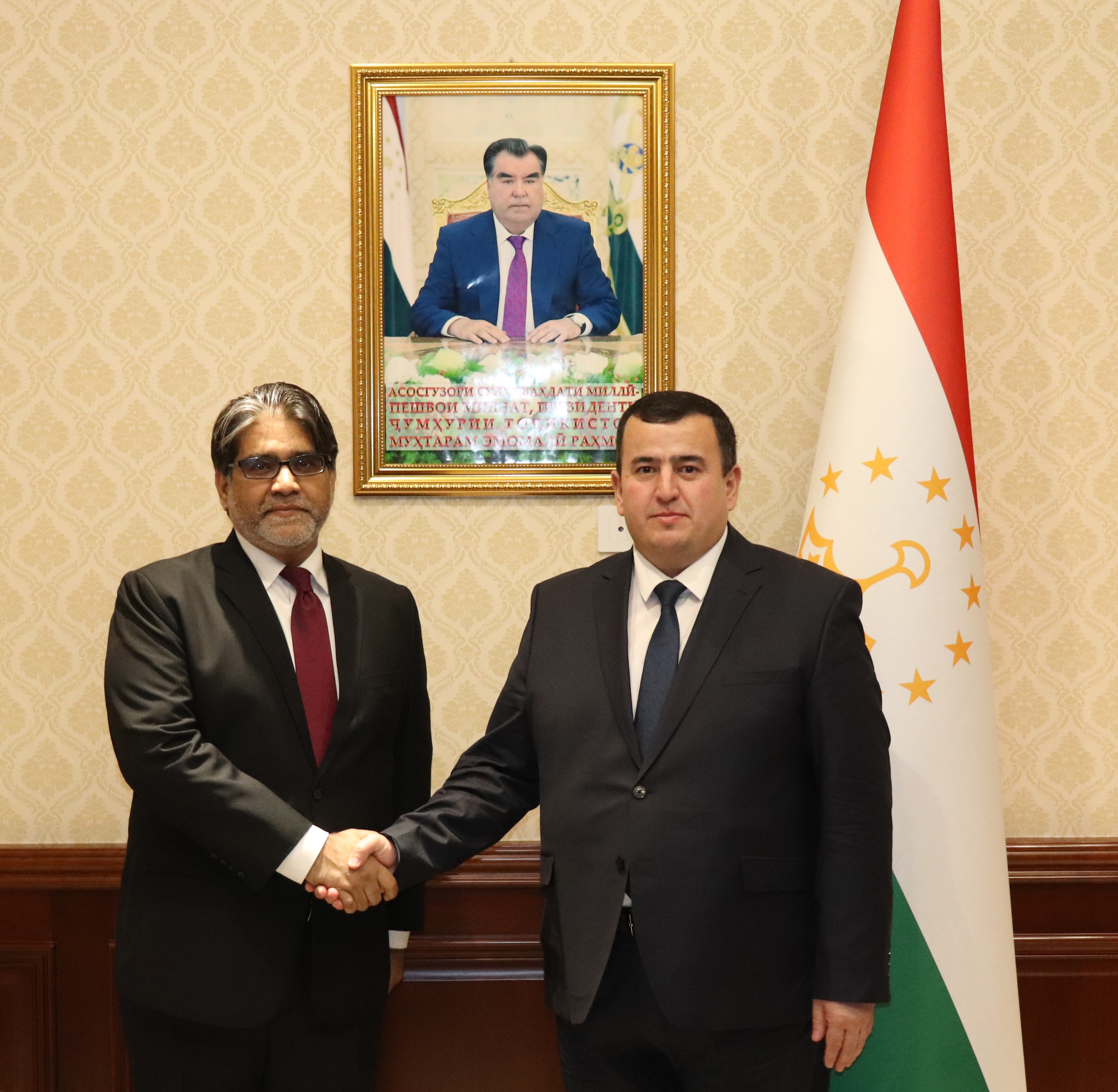 Встреча Министра экономического развития и торговли Республики Таджикистан с Чрезвычайным и Полномочным Послом Исламской Республики Пакистан