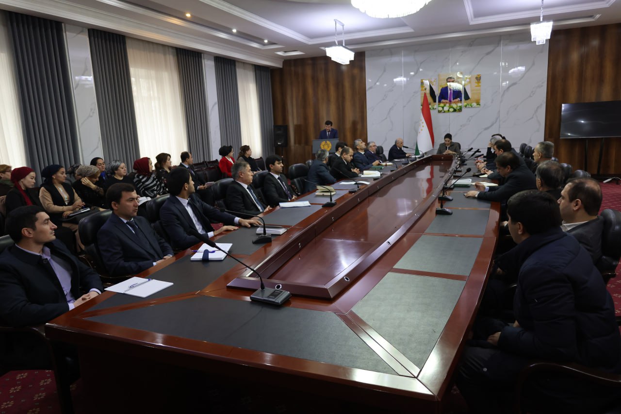 Дар Вазорати фарҳанг ҷаласа доир гардид