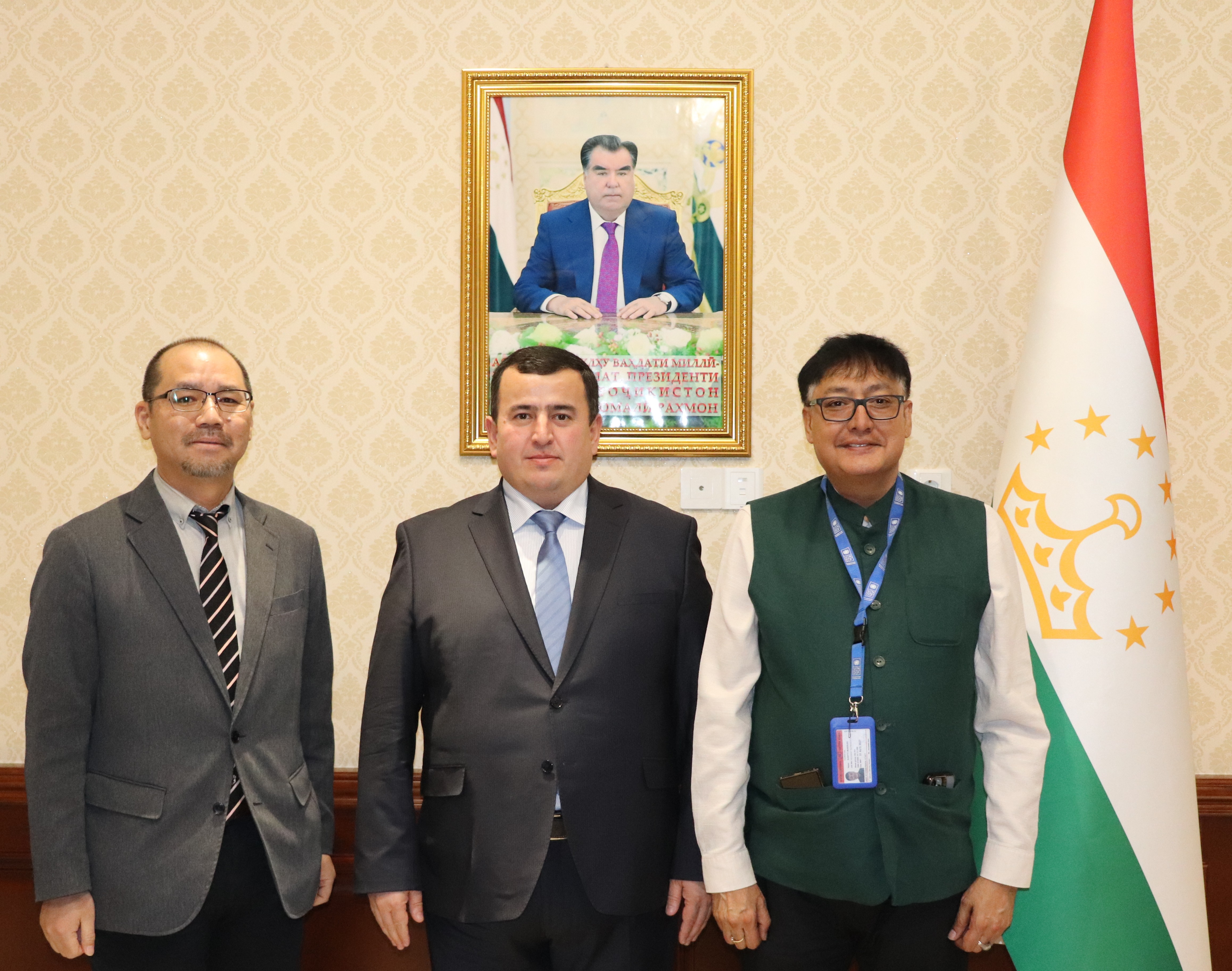 Встреча Министра экономического развития и торговли с Представителем Программы развития Организации Объединённых Наций (ПРООН) в Таджикистане и Представителем Японского агентства международного сотрудничества (JICA)
