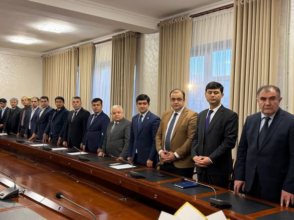 ҶАМЪОМАД ДАР КУМИТАИ ДАВЛАТИИ ИДОРАИ ЗАМИН ВА ГЕОДЕЗӢ