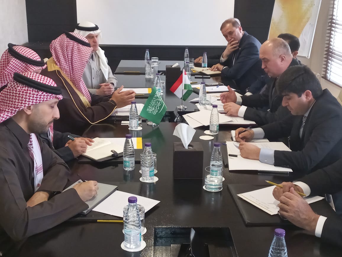 Встреча Председателя  Маджлиси намояндагон Маджлиси Оли Республики Таджикистан с Председателем Агентства по развитию инвестиций Королевства Саудовская Аравия