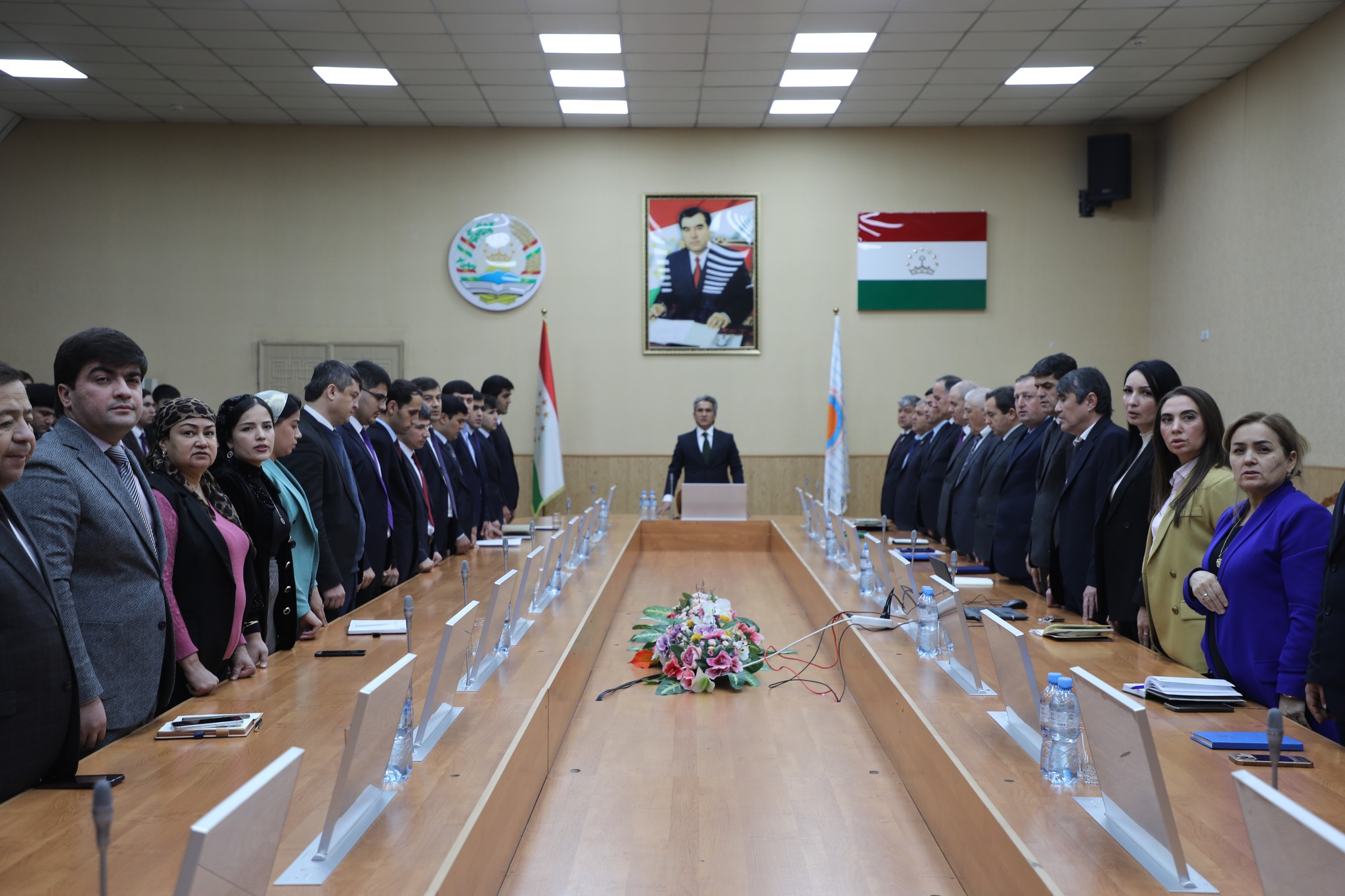 Тамошои муташаккилонаи Паёми Президенти Ҷумҳурии Тоҷикистон Муҳтарам Эиоиалӣ Раҳмон дар Агентии Омор