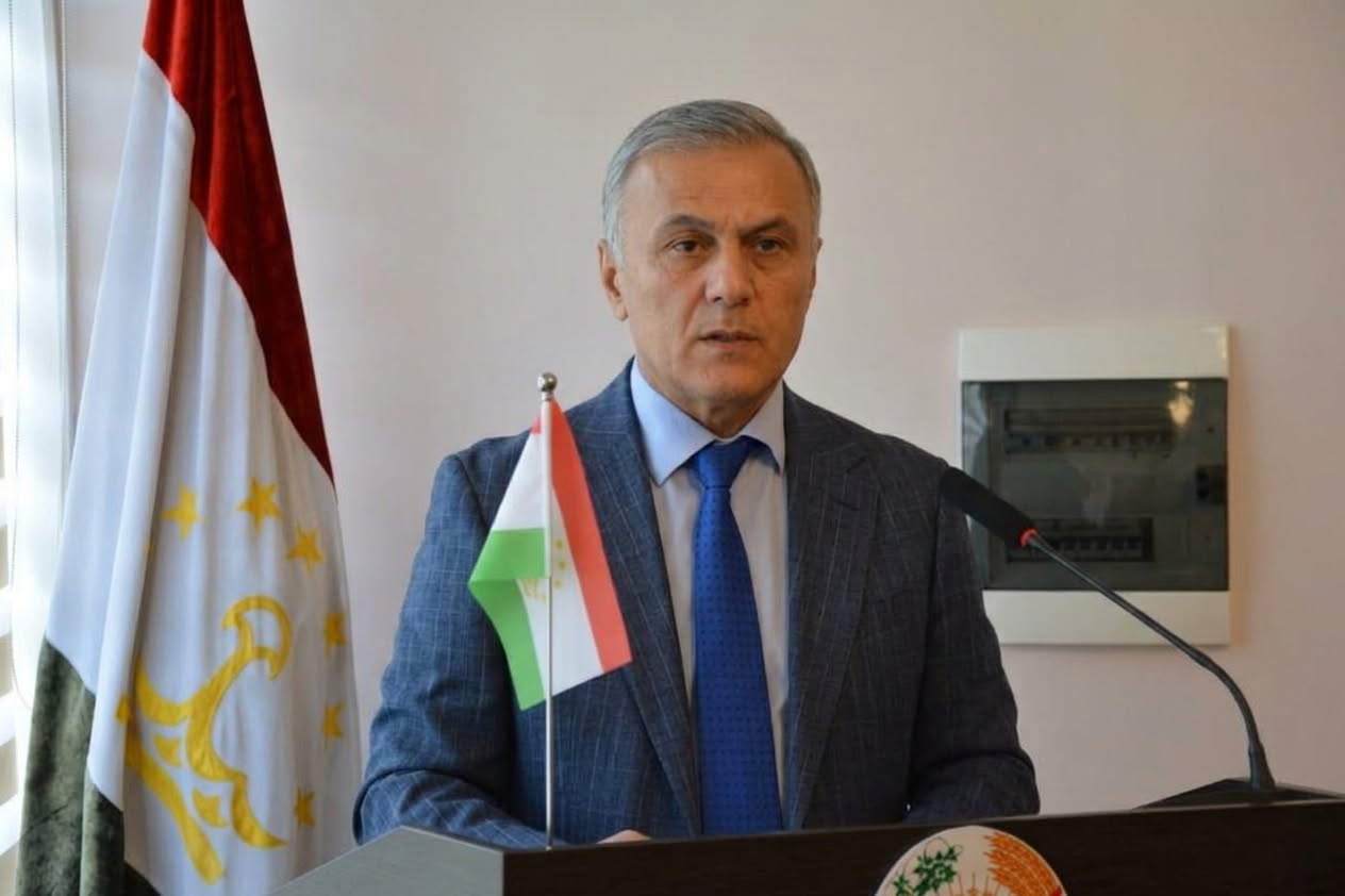 Ҷамъомади тантанавӣ бахшида ба Рӯзи забони давлатӣ