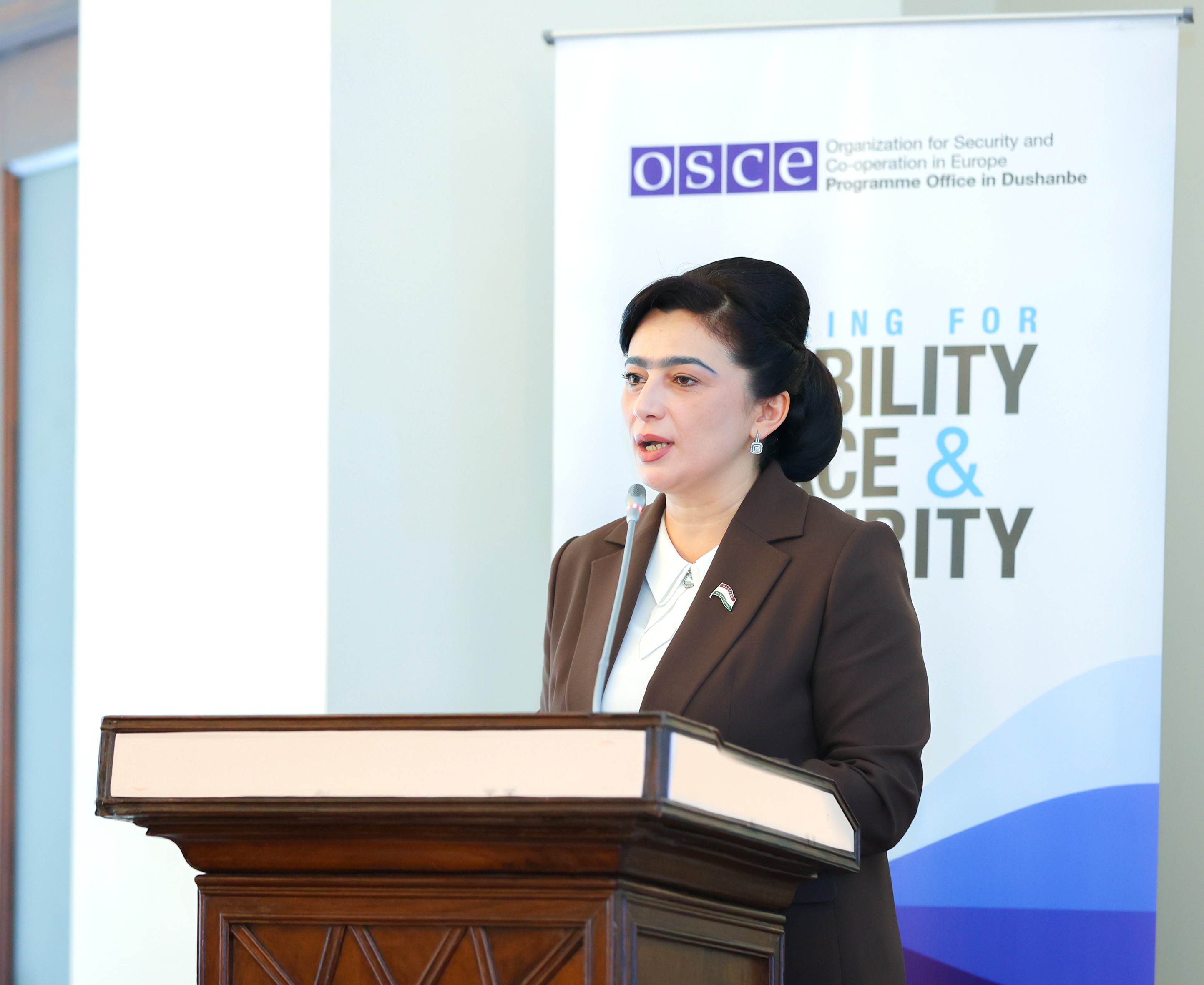 Members of the Union of Women of the Majlisi Namoyandagon Participate in the Opening Ceremony of the Second Course of the OSCE School