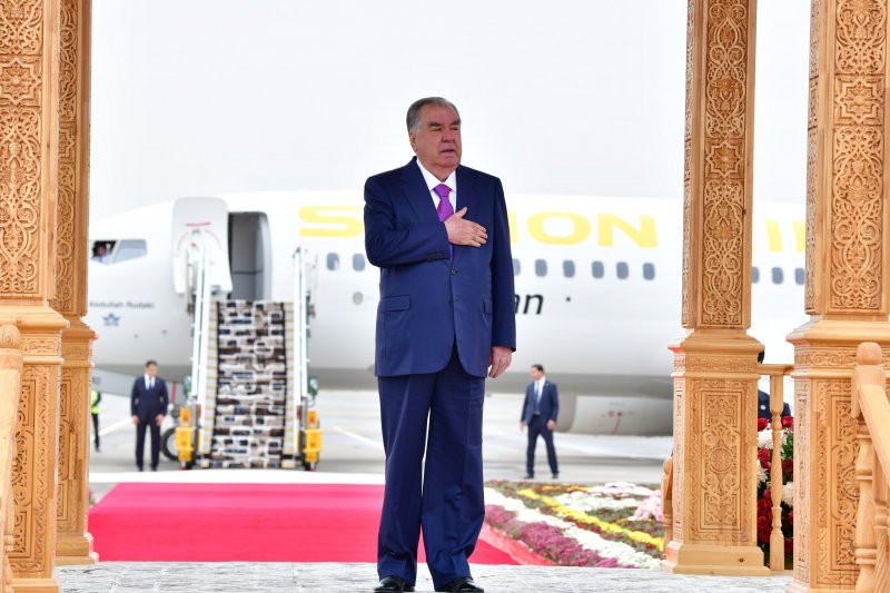 President Emomali Rahmon returned to Dushanbe after completing his working visit to the cities and districts of the Kulob zone of Khatlon Province