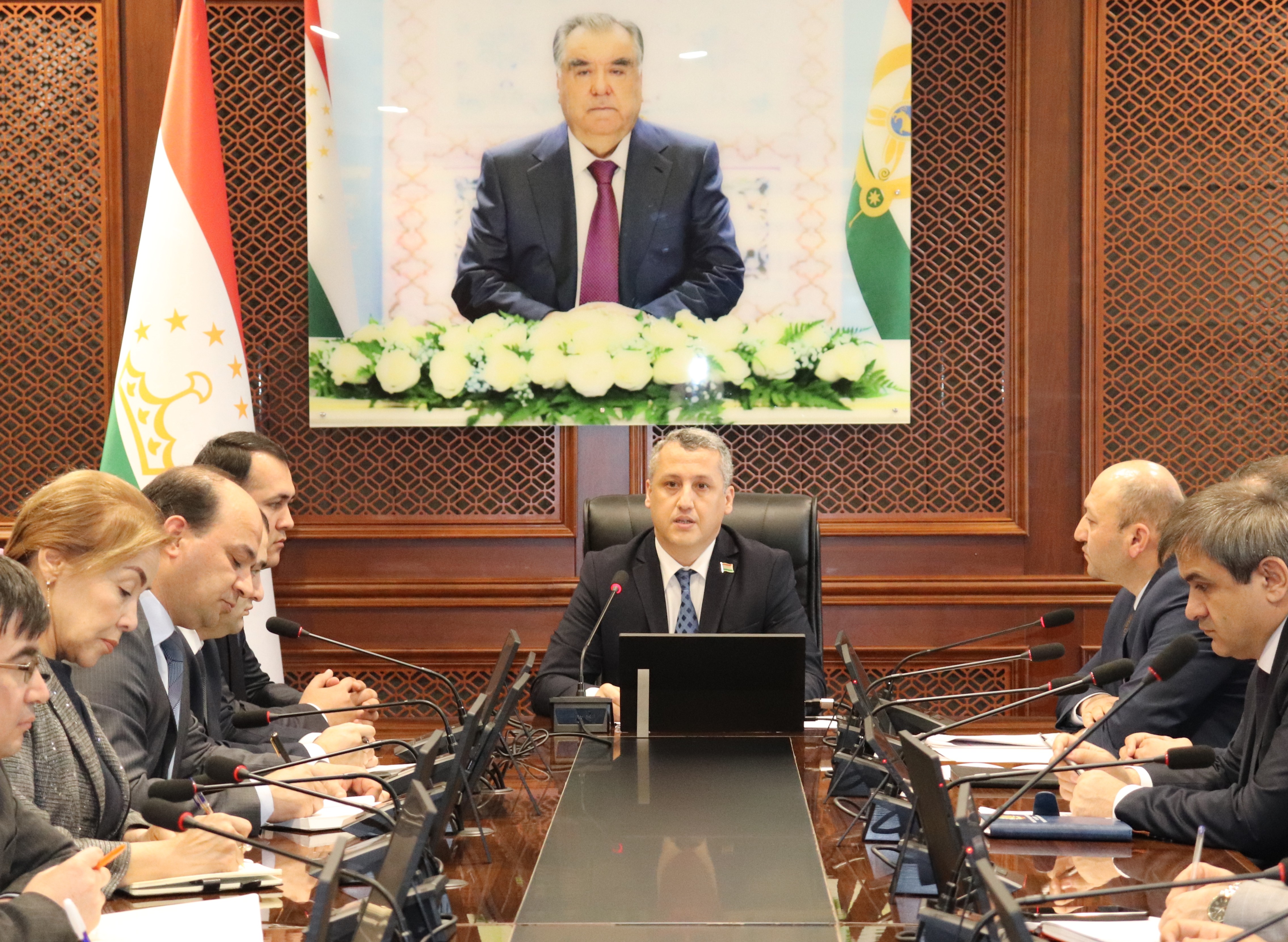 An event on religious issues, the regulation of celebrations and rituals, and responsibility for the education and upbringing of children was held at the Ministry of Economic Development and Trade