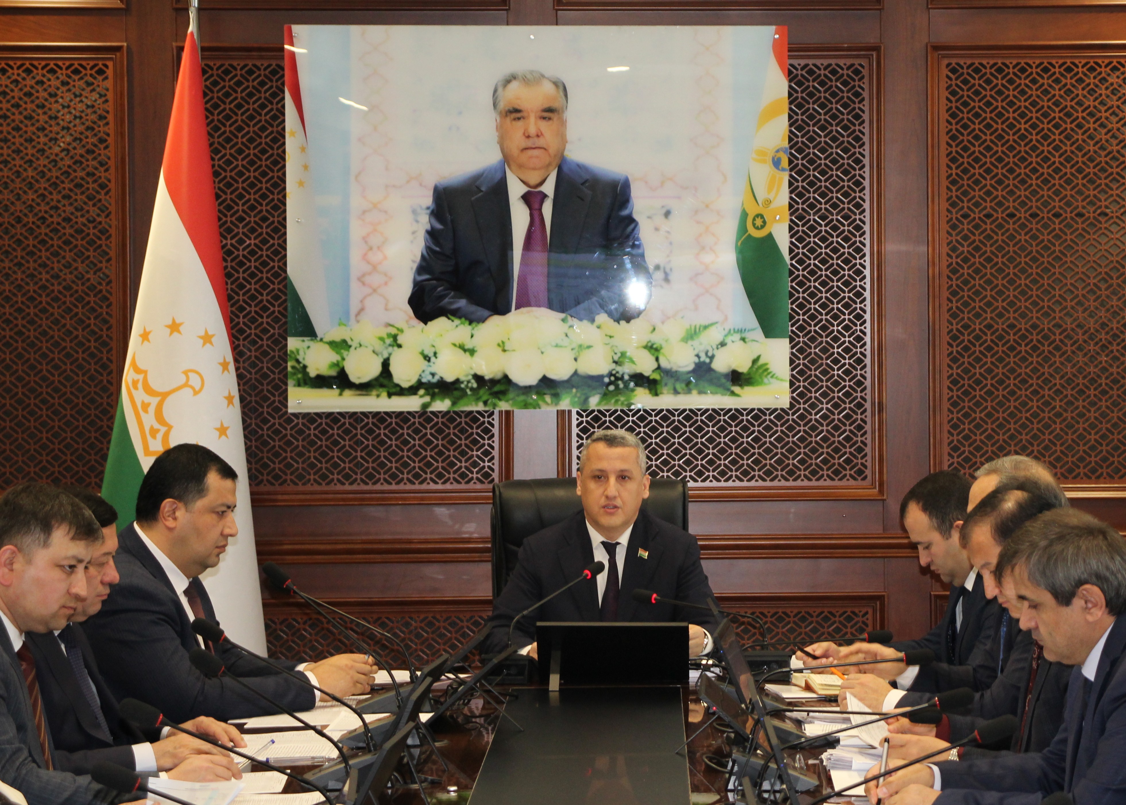 Рассмотрение прогнозных показателей основных направлений социально-экономического развития Согдийской области и Раштского региона на 2027 год и основных параметров на 2028–2029 годы