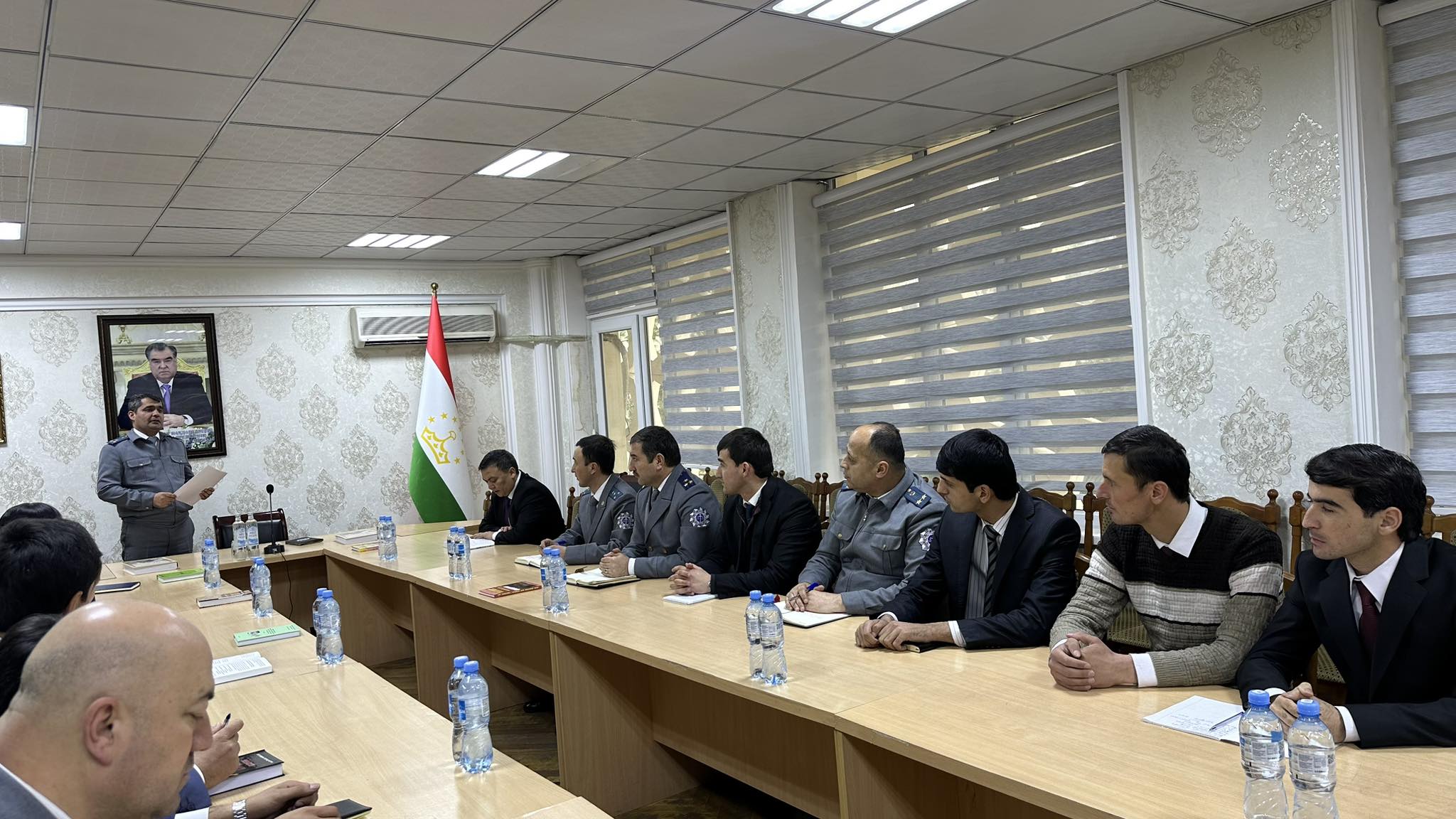 «ҚАҲРАМОНИ ХАЛҚИ ТОҶИК ТЕМУРМАЛИК »-И УСТОД САДРИДДИН АЙНӢ ДАР МАҲФИЛИ «БАРДОШТИ МАЪНӢ»