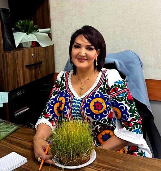 ЗЕРИ ШАҲБОЛИ МУҲАББАТҲОИ Ӯ ГАШТАМ КАЛОН