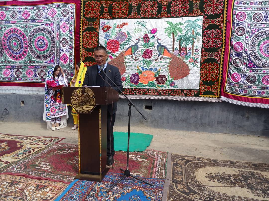 Праздник Навруз в джамоате посёлка Вахдат был отмечен с особым размахом.