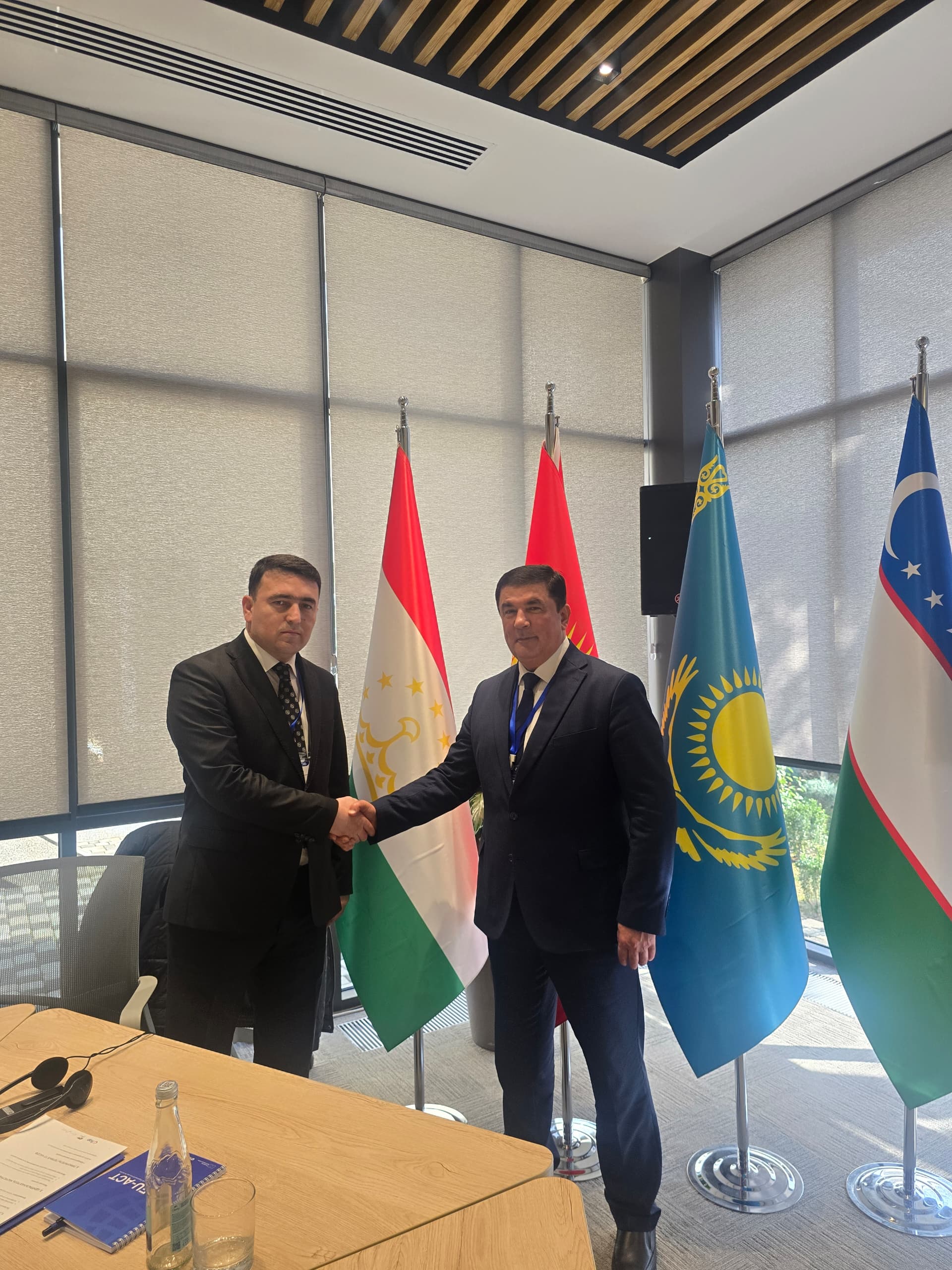 КҲФ: ТАҚВИЯТИ ҲАМКОРИҲО ДАР САМТИ ОМОДАСОЗИИ КАДРҲО