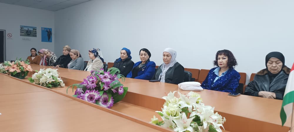 МОДАР – ЧАРОҒИ ХОНАДОН ВА САРЧАШМАИ МУҲАББАТ