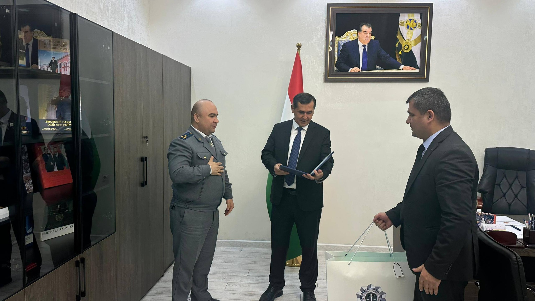 АРҶГУЗОРӢ БА ХИЗМАТҲОИ СОБИҚАДОРОН — АРЗЁБИИ АНЪАНАИ НЕК