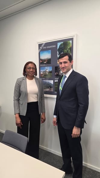 Мулоқоти Муовини якуми Вазири молияи Ҷумҳурии Тоҷикистон Маҷидӣ Юсуф Хайрулло бо Ноиби Президенти Бонки Аврупоии Таҷдид ва Рушд/Роҳбари Гурӯҳи идоракунии хавфҳои Бонки мазкур хонум Фатумата Буаре сурат гирифт.