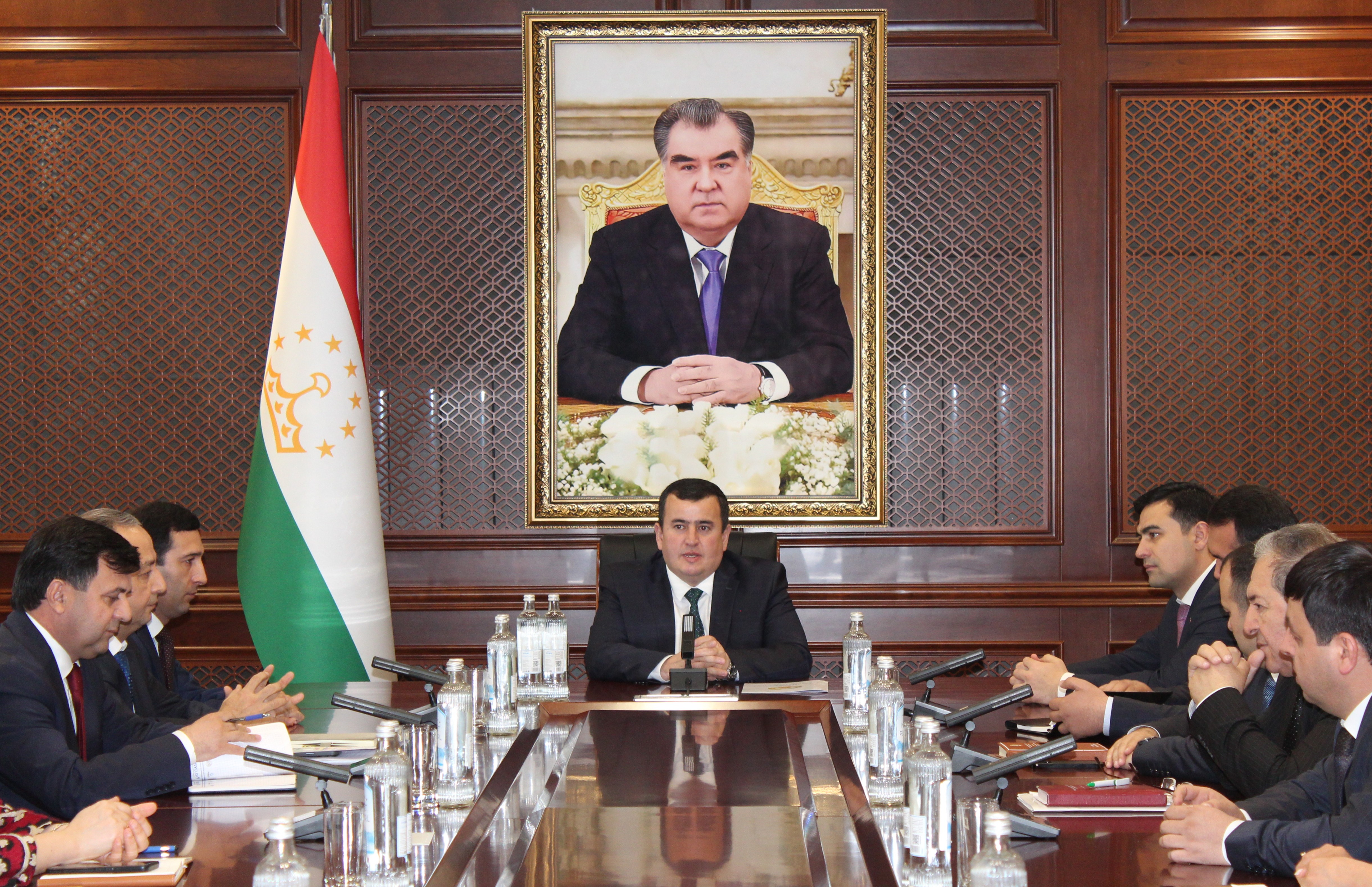 В Министерстве экономического развития и торговли Республики Таджикистан торжественно отметили День экономистов