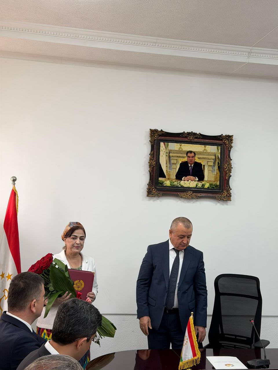 КОРМАНДИ МАҚОМОТИ АДЛИЯ БОТАНТАНА БА НАФАҚА ГУСЕЛ КАРДА ШУД