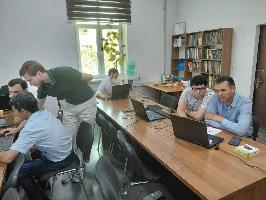 Дарсҳои омӯзишии Micromine баргузор гардиданд