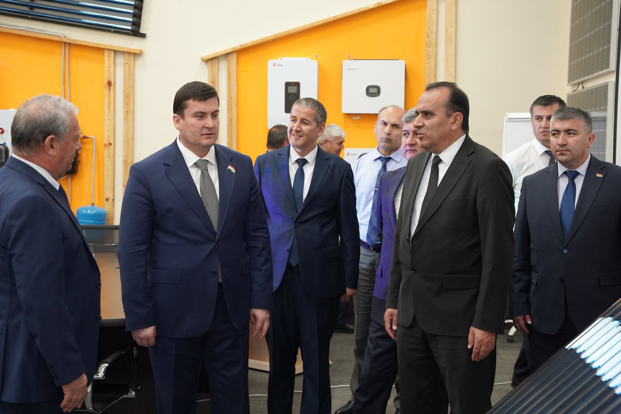 МАВРИДИ ИСТИФОДА ҚАРОР ДОДАНИ ОЗМОИШГОҲИ МУШТАРАКИ ОМӮЗИШ ВА ТАТБИҚИ МАНБАЪҲОИ БАРҚАРОРШАВАНДАИ ЭНЕРГИЯИ АКАДЕМИЯИ МИЛЛИИ ИЛМҲОИ ТОҶИКИСТОН ДАР НАЗДИ ҶСК “СИСТЕМАВТОМАТИКА”