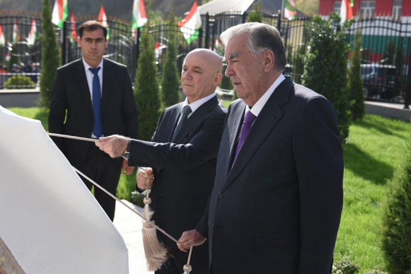 Head of State Emomali Rahmon inaugurated the new building of the City Tax Inspectorate in Rogun