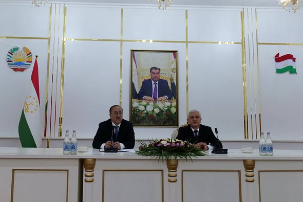 МАРОСИМИ СУПОРИДАНИ МУКОФОТҲОИ ДАВЛАТӢ ДАР НОҲИЯИ РӮДАКӢ