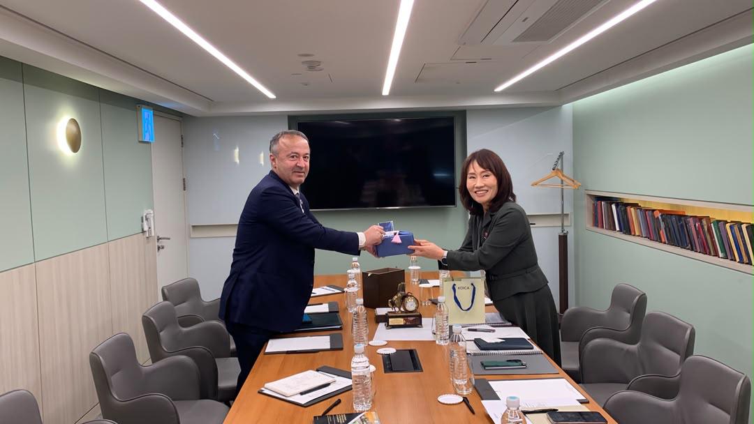 Meeting of the Director of the Agency for Export with the Vice President of the Korea International Cooperation Agency (KOICA) on the sidelines of the First Summit of Heads of State “Central Asia – Republic of Korea”