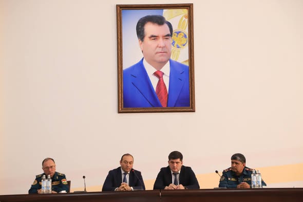 БАРГУЗОРИИ МАҶЛИСИ МАШҚИ МУКАММАЛИ ЗЕРНИЗОМҲОИ ҲУДУДИИ НИЗОМИ ЯГОНА ОИД БА ПЕШГИРӢ ВА РАФЪИ ОҚИБАТҲОИ ҲОЛАТҲОИ ФАВҚУЛОДДА ДАР НОҲИЯИ СИНО